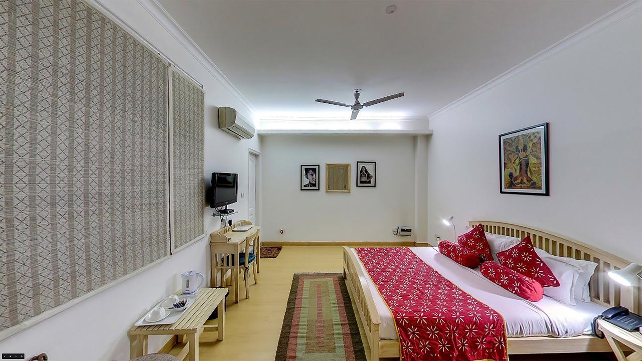 Colonel'S Retreat At The Airport Bed & Breakfast New Delhi Exterior photo